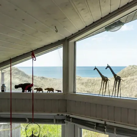 Feriehus Retro With Sea View At Tornby *