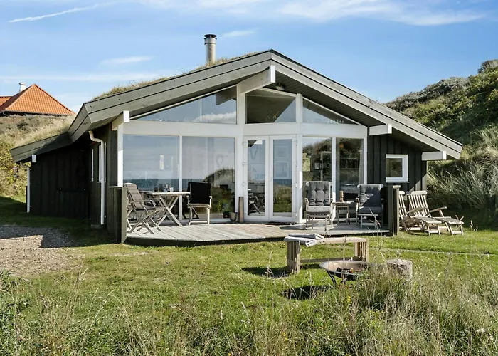 Retro With Sea View At Tornby